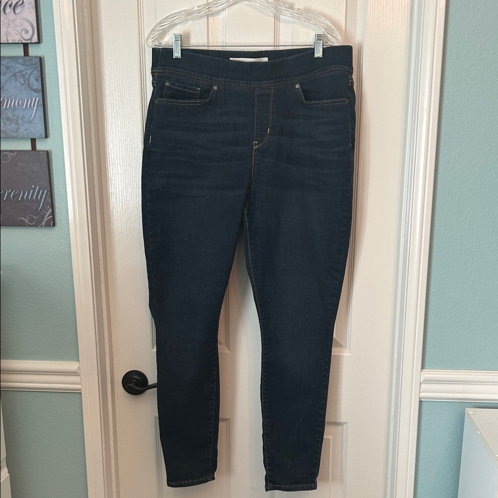 Levi Strauss Signature Gold Pull-On Women’s Classic Navy Skinny Jeans
